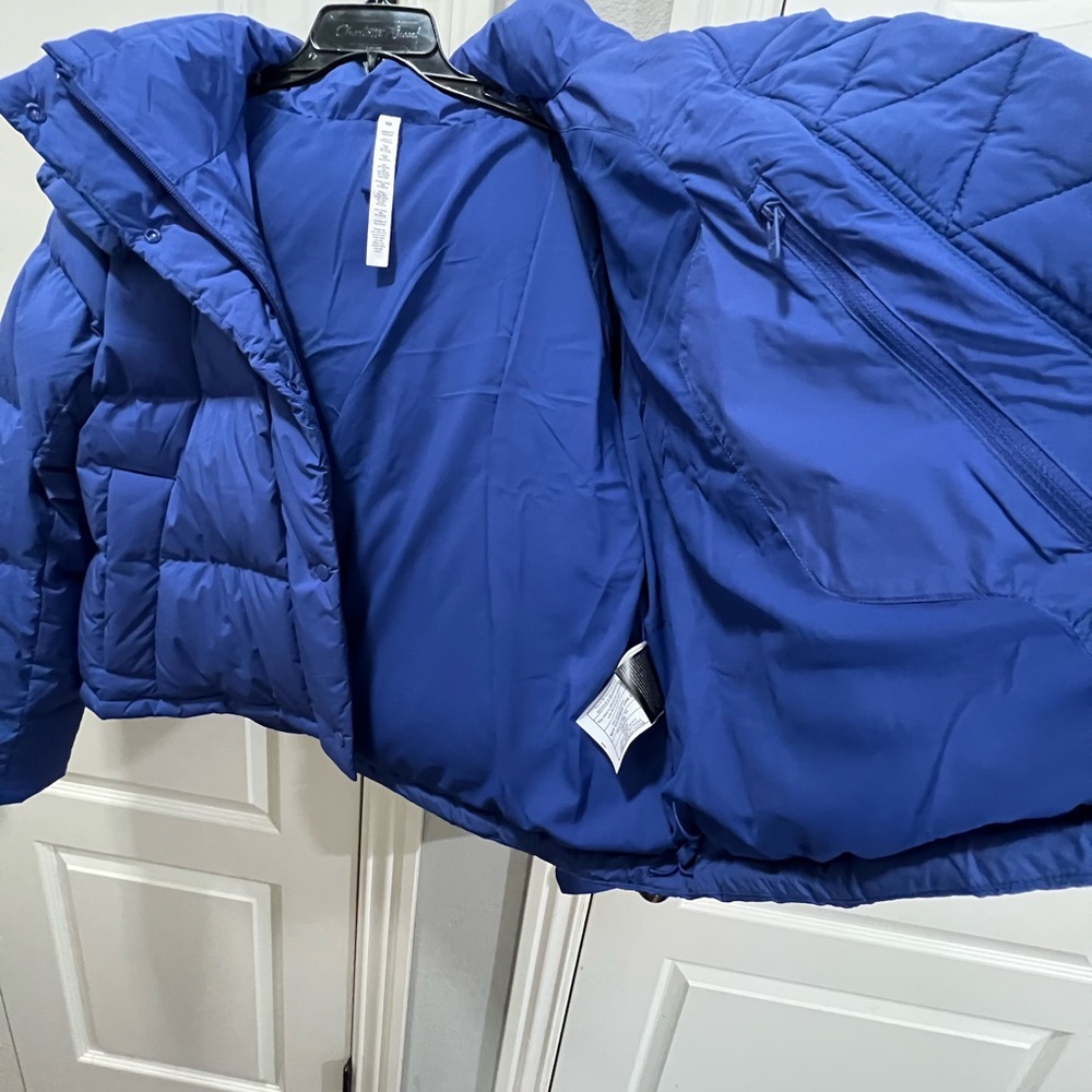 Lululemon WonderPuff Royal Blue Puffer Jacket - size 14 - Picture 3 of 5